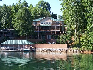 A luxury home on Skimmer Cove on Lake Keowee