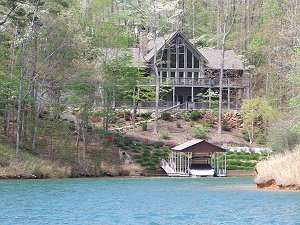 Hardwoods and Dogwoods in Keowee Key